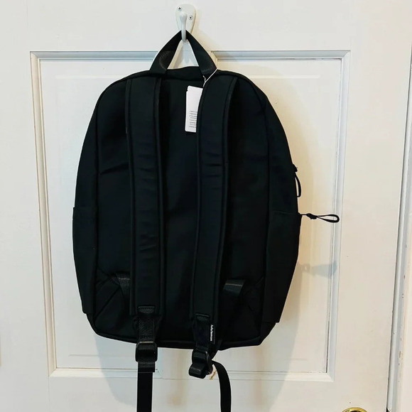 Lululemon Everyday Backpack 23L - Black - NWT! - Picture 16 of 16